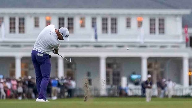 Wyndham Clark hits a shot at the 2023 U.S. Open.